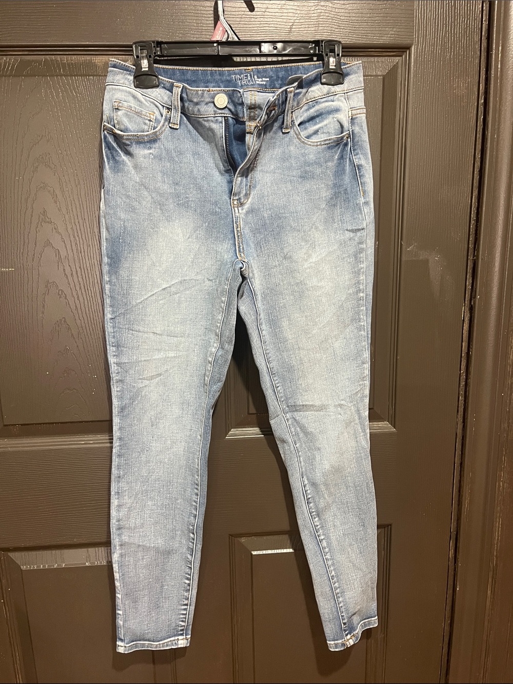 Light Wash Women’s Jeans - Timeless Casual Fit